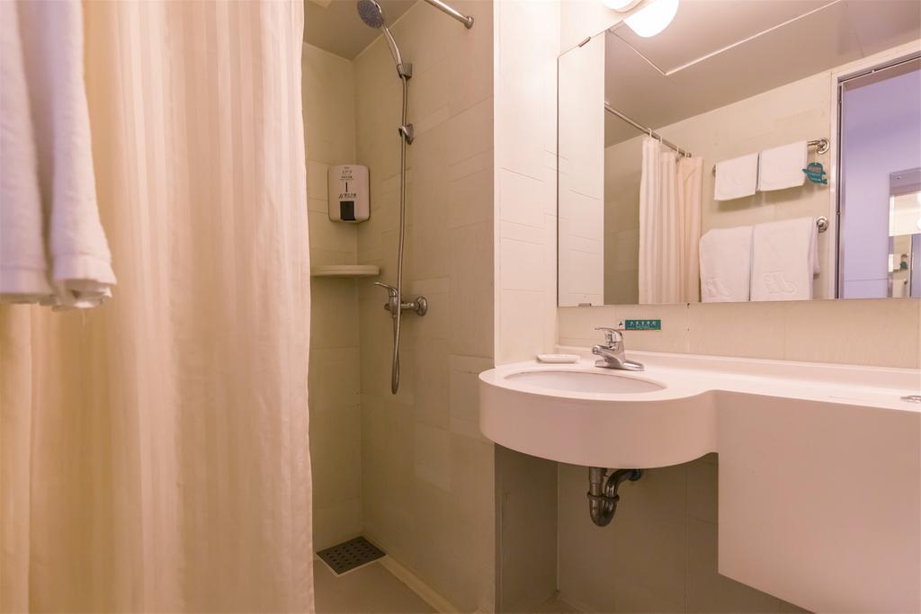 Jinjiang Inn Select Wuhan Chu Hehan Street Shuiguohu Ngoại thất bức ảnh